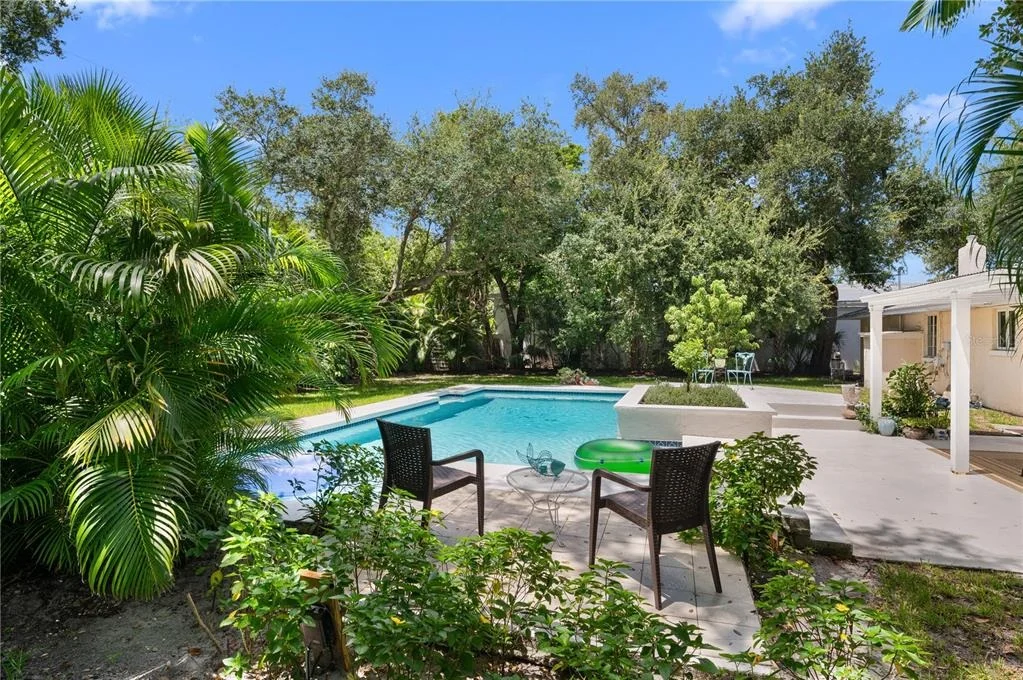 Photo of 1722 NORTH DRIVE