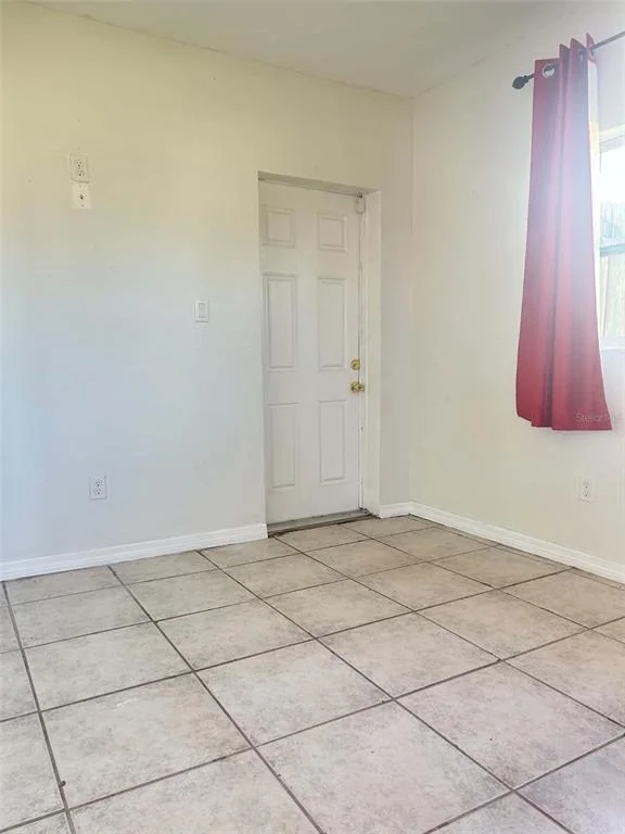Photo of 815 JUNIPER LANE