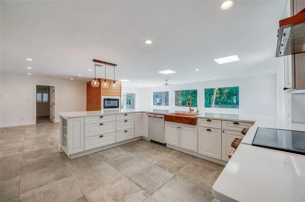 Photo of 835 JOHN ANDERSON DRIVE