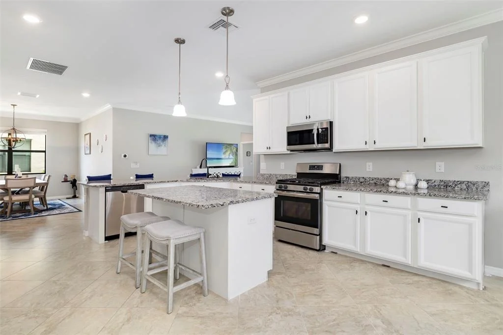 Photo of 17927 POLO TRAIL