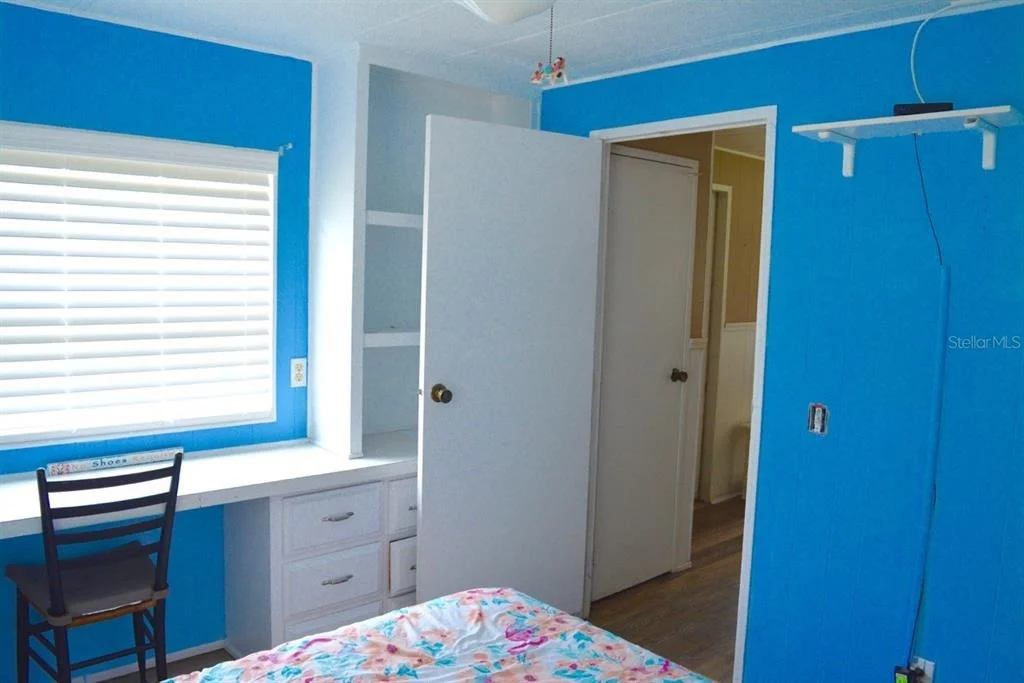 Photo of 15266 CIRCLE DRIVE