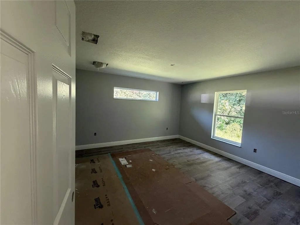 Photo of 865 SE 28TH STREET
