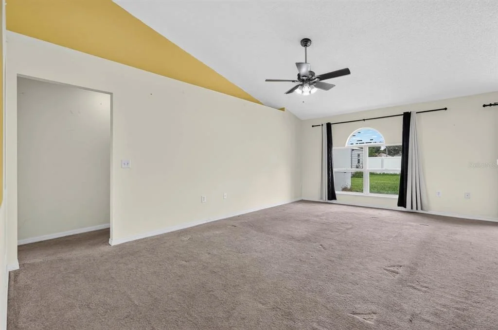 Photo of 6 BROWNSTONE LANE
