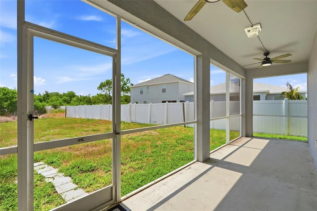 Photo of 909 MEADOW GLADE DRIVE
