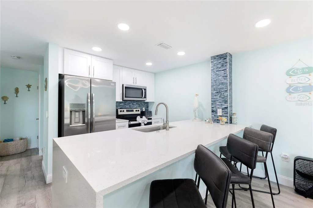 Photo of Unit G at 337 REX PLACE