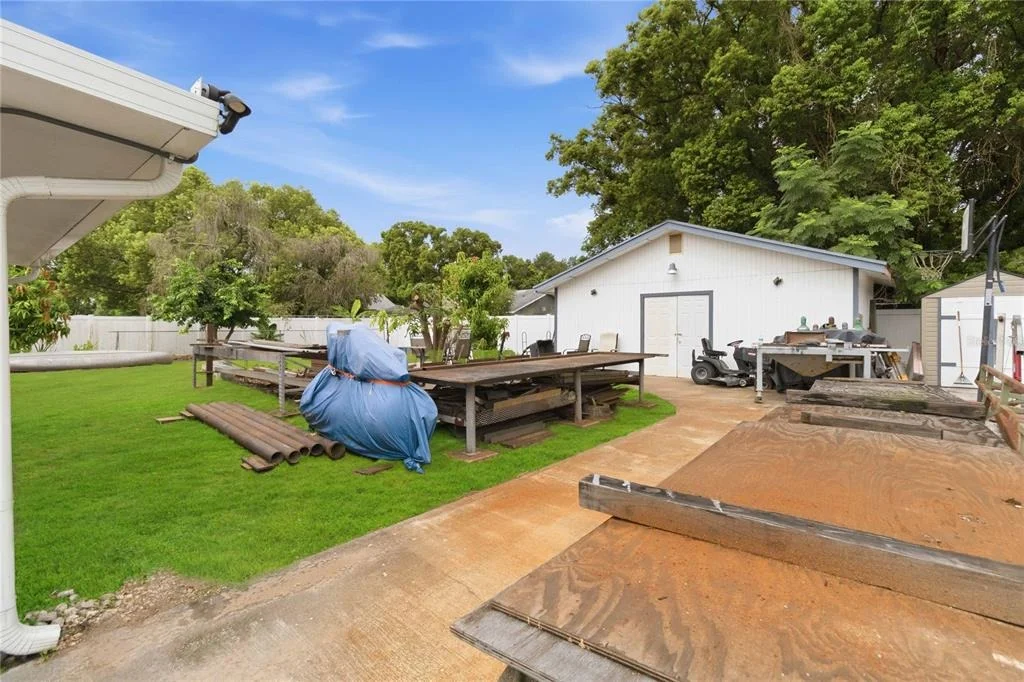 Photo of 8304 DOT LANE