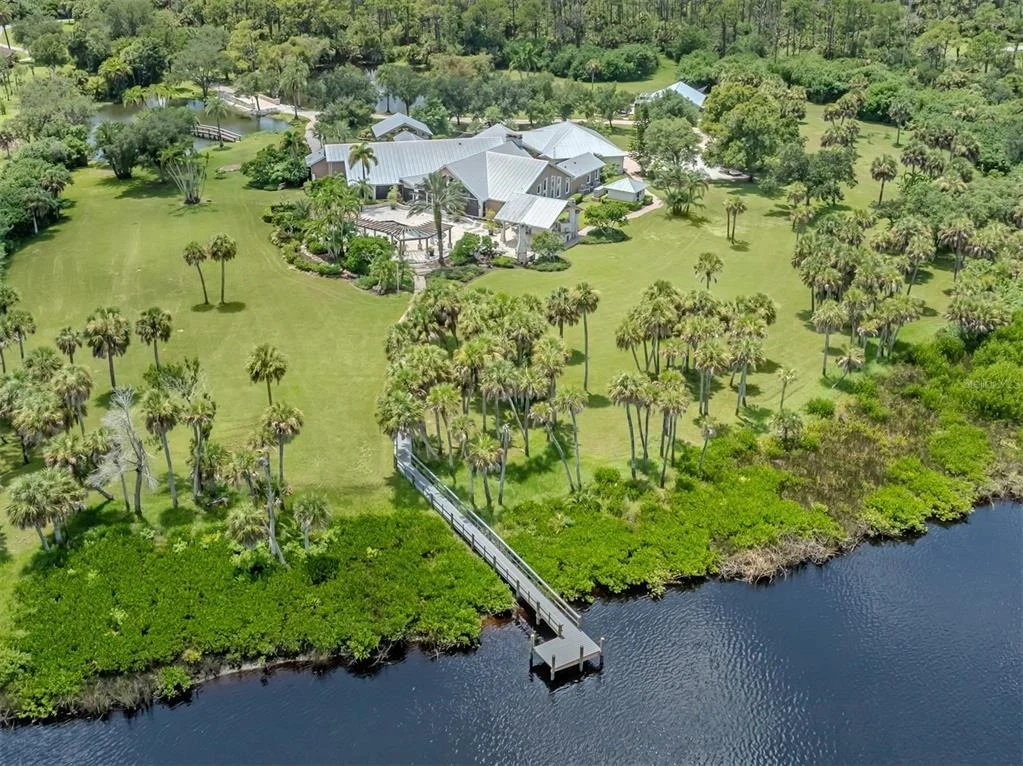 Photo of 630 N RIVER ROAD