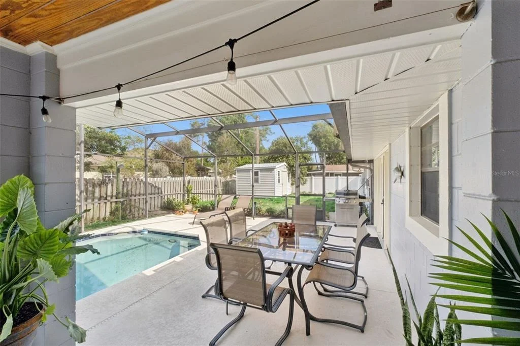 Photo of 2002 FAIRWAY DRIVE