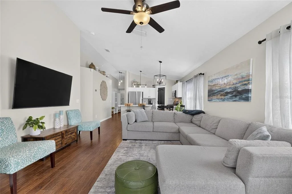Photo of 7629 DEVONBRIDGE GARDEN WAY