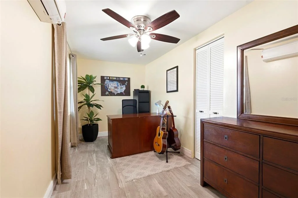 Photo of 485 FLAMINGO DRIVE