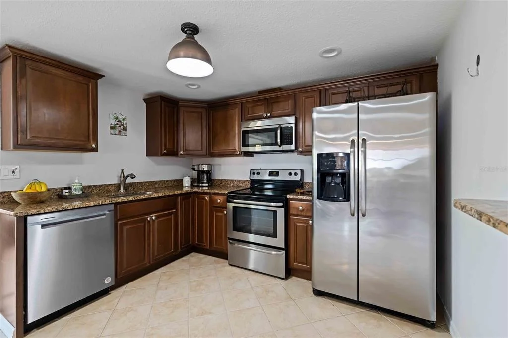 Photo of 3035 SHAMROCK DRIVE