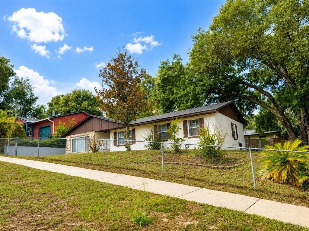 Photo of 290 HILLSIDE DRIVE