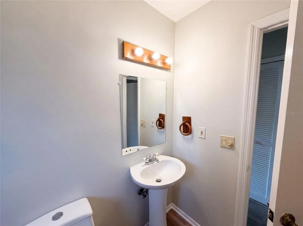 Photo of 466 LELAND DRIVE