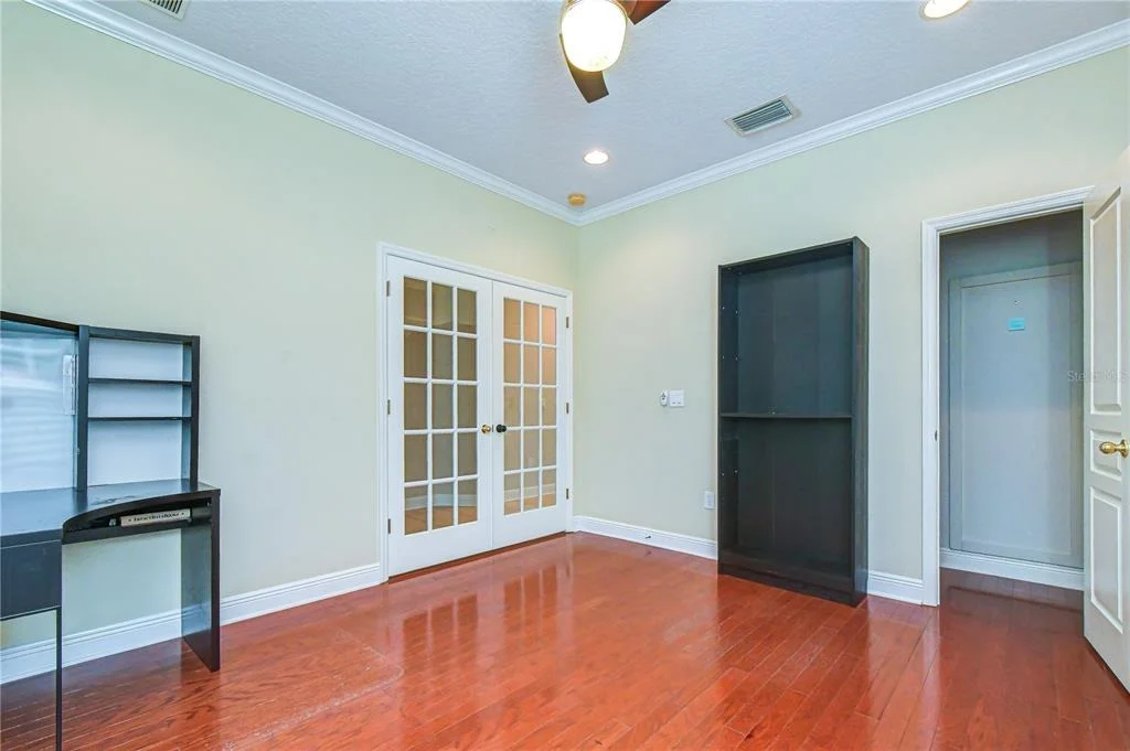 Photo of 6135 CHURCHSIDE DRIVE