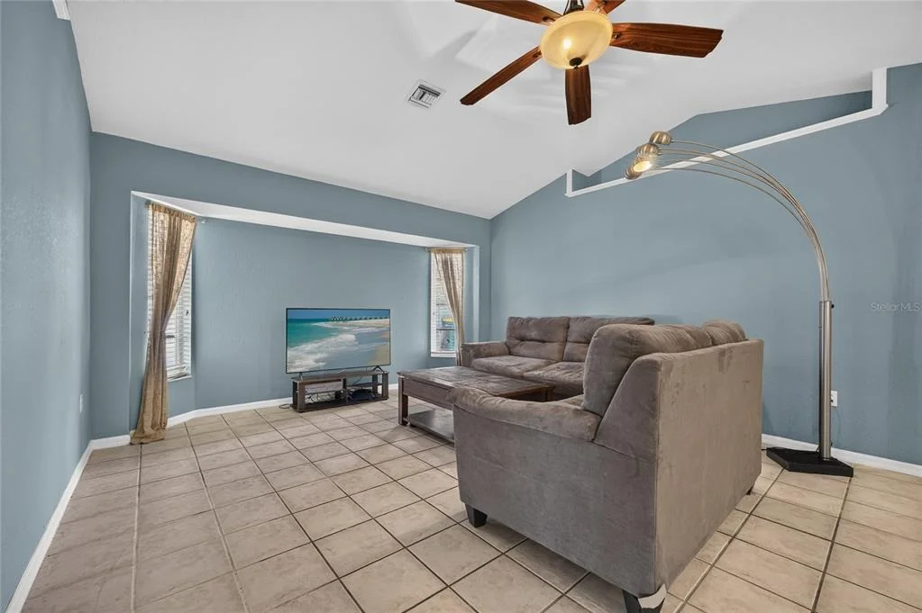Photo of 86 SANTAREM CIRCLE