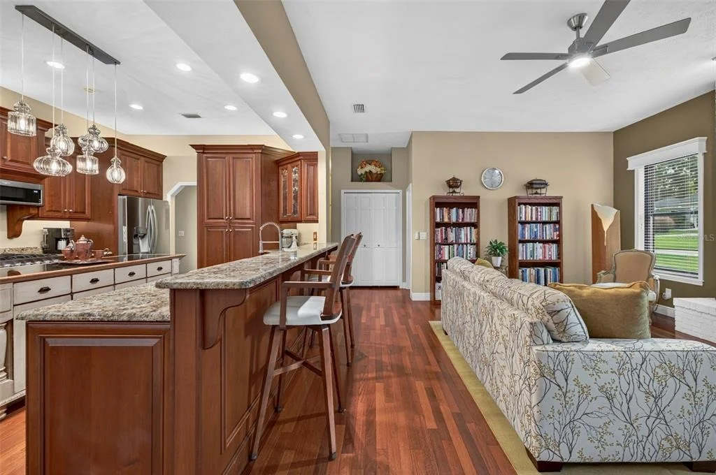 Photo of 1817 SE 34TH LANE