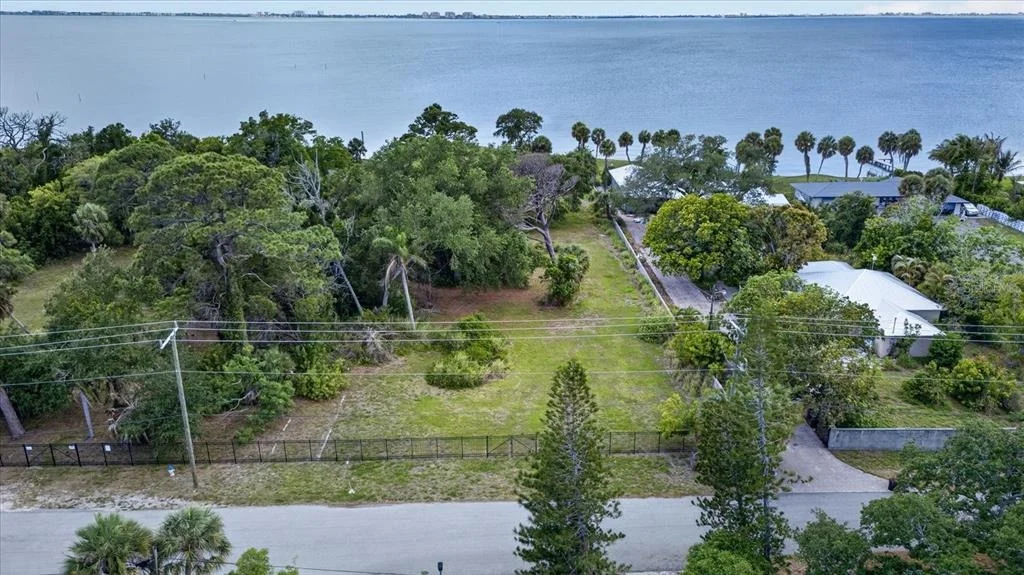 Photo of 8258 LONGBAY BLVD