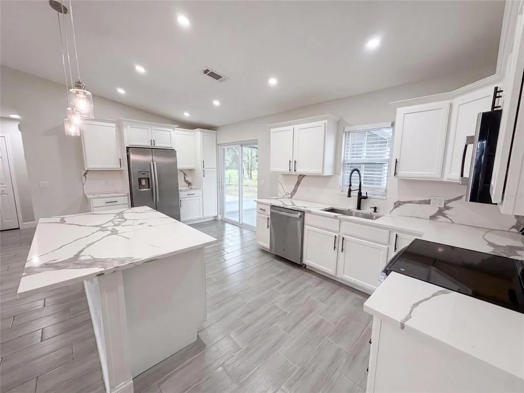 Photo of 8165 RIDGE ROAD