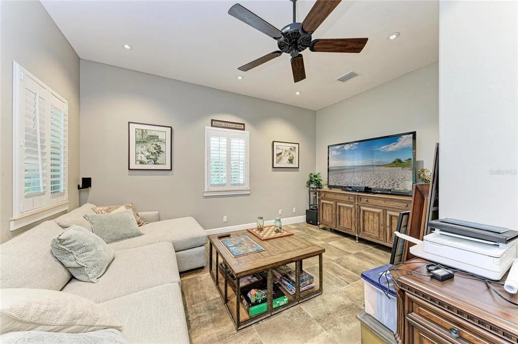 Photo of 39321 WASHINGTON LOOP ROAD