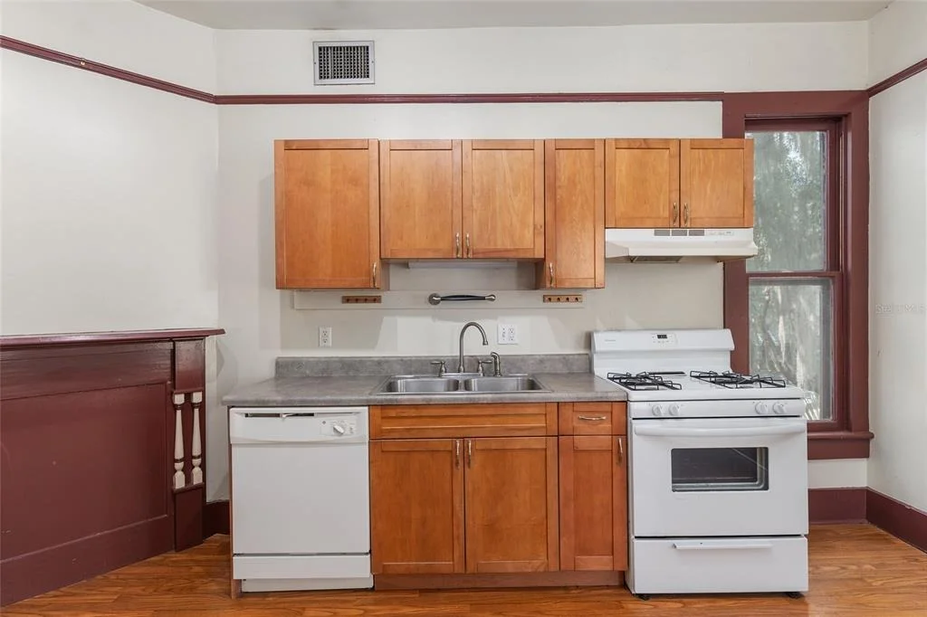 Photo of 306 NE 3RD STREET