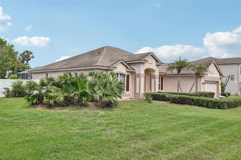 Photo of 1008 ROBINWOOD DRIVE