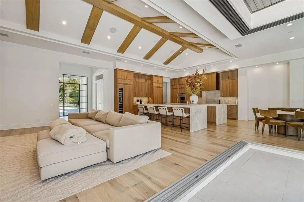 Photo of 17720 ROYAL EAGLE LANE