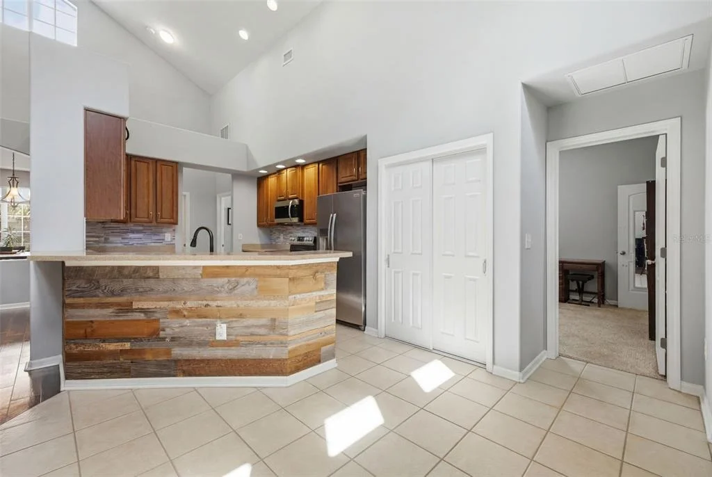 Photo of 6846 PINE SPRINGS
