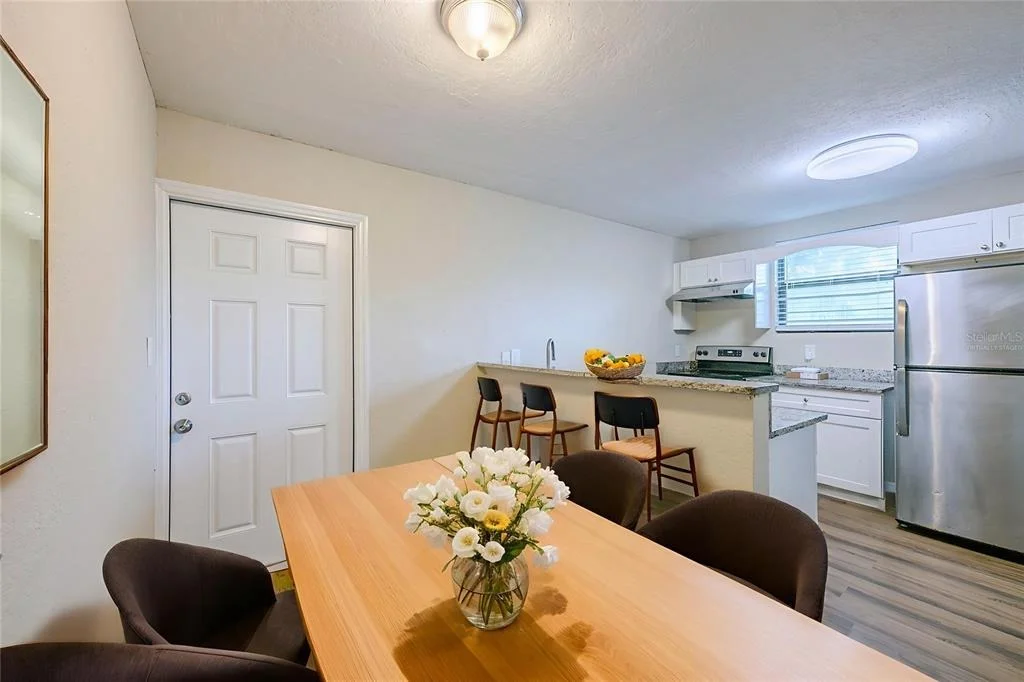 Photo of 523 CARVER BOULEVARD