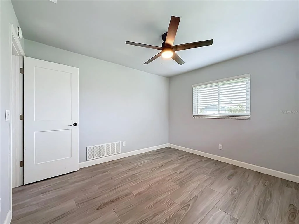 Photo of 2178 WATERSIDE DRIVE