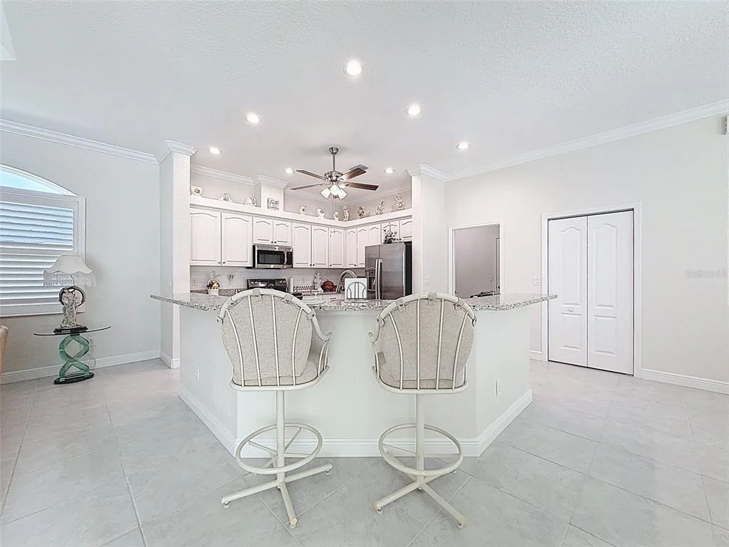Photo of 1321 VALIANT AVENUE