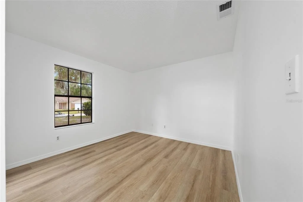 Photo of 401 HAGER DRIVE