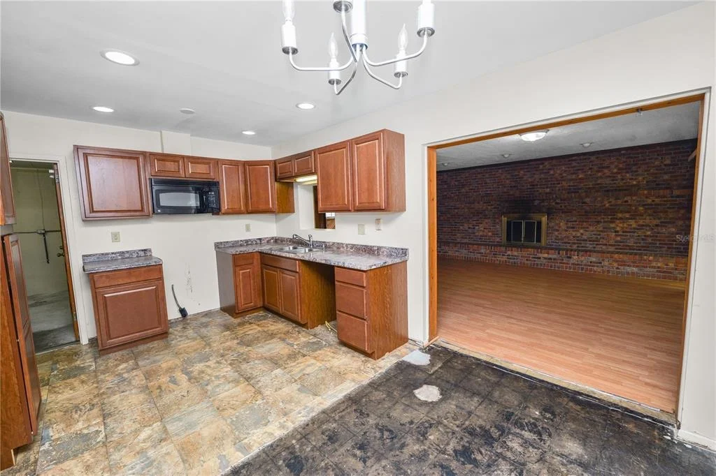 Photo of 760 MANOR DRIVE