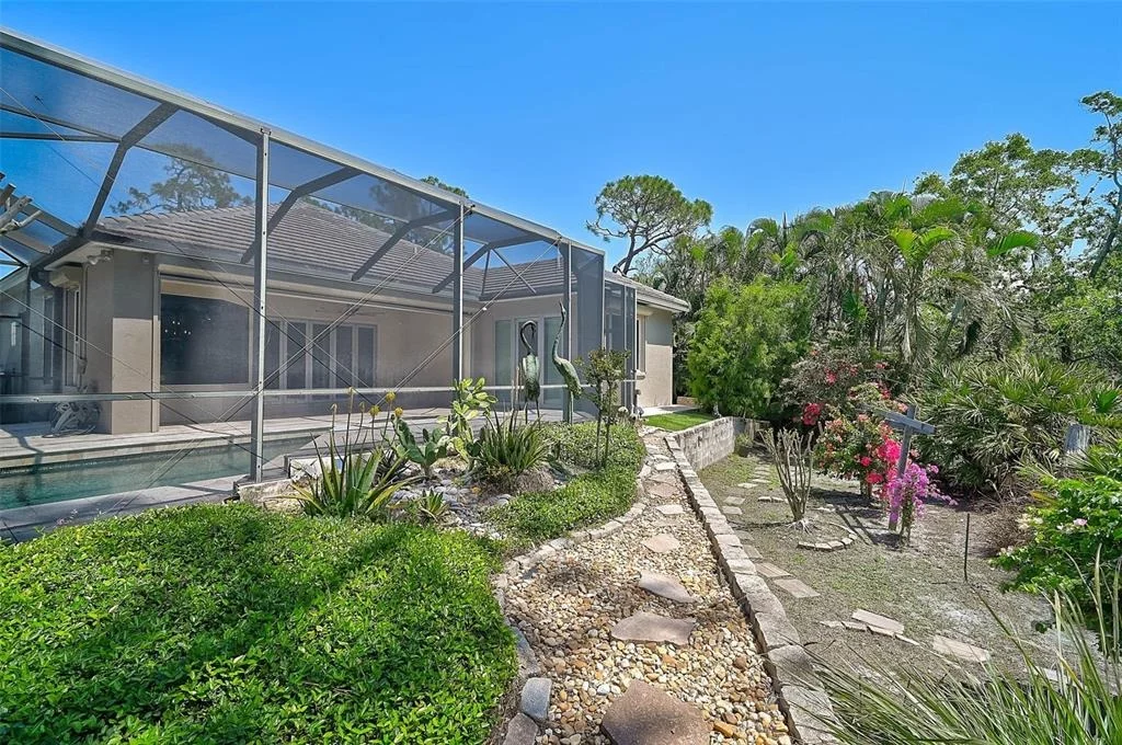 Photo of 13 BAYHEAD LANE