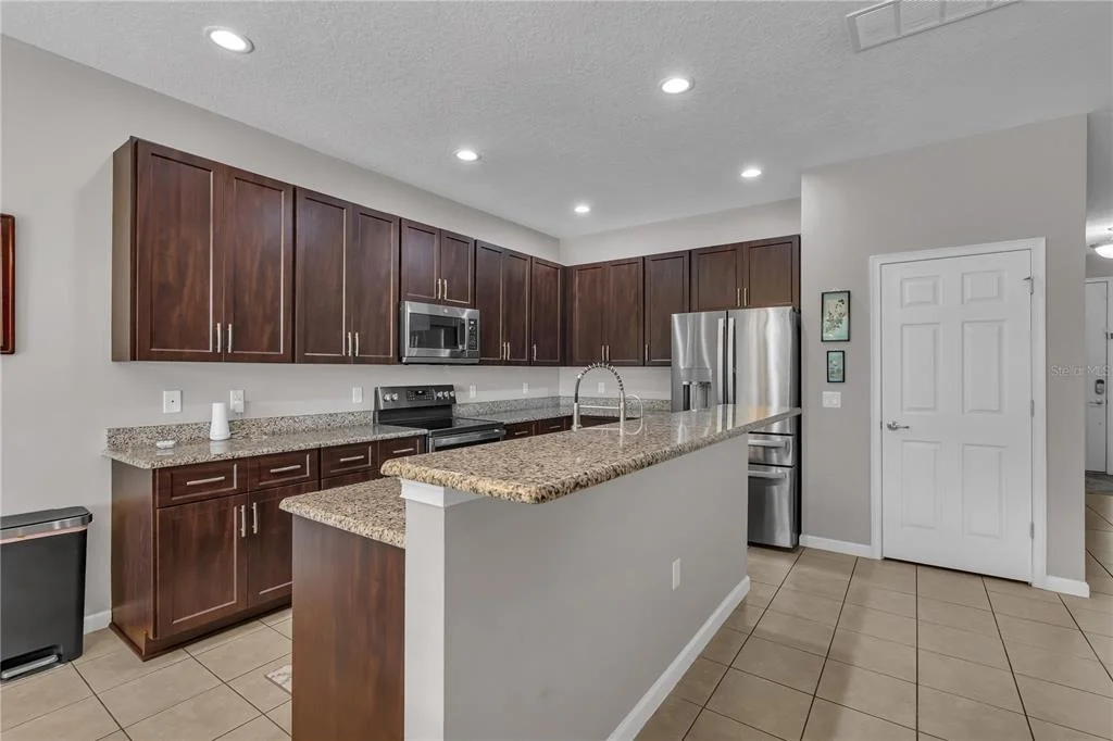 Photo of 391 CABELLO DRIVE