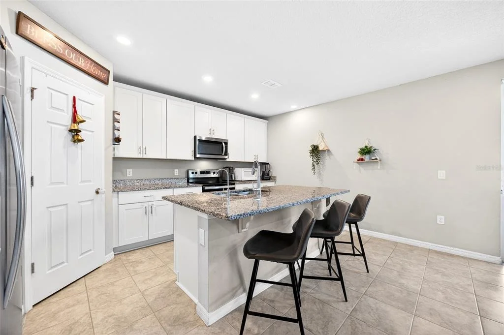 Photo of 953 CAMBRIDGE DRIVE