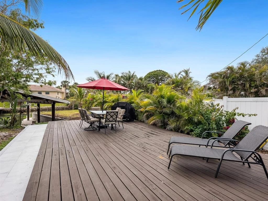 Photo of 221 LYCHEE ROAD