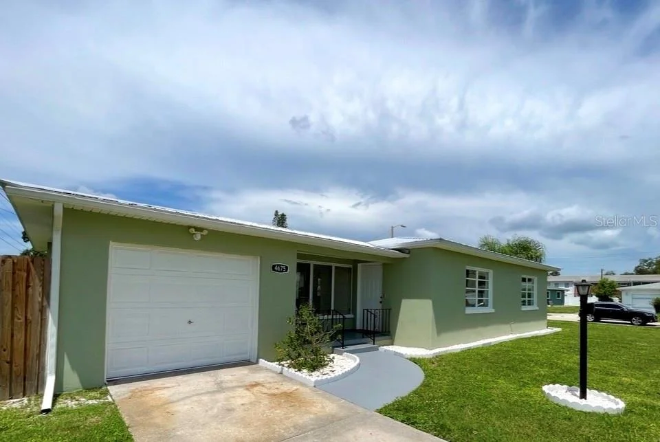Photo of 4675 ORLANDO CIRCLE