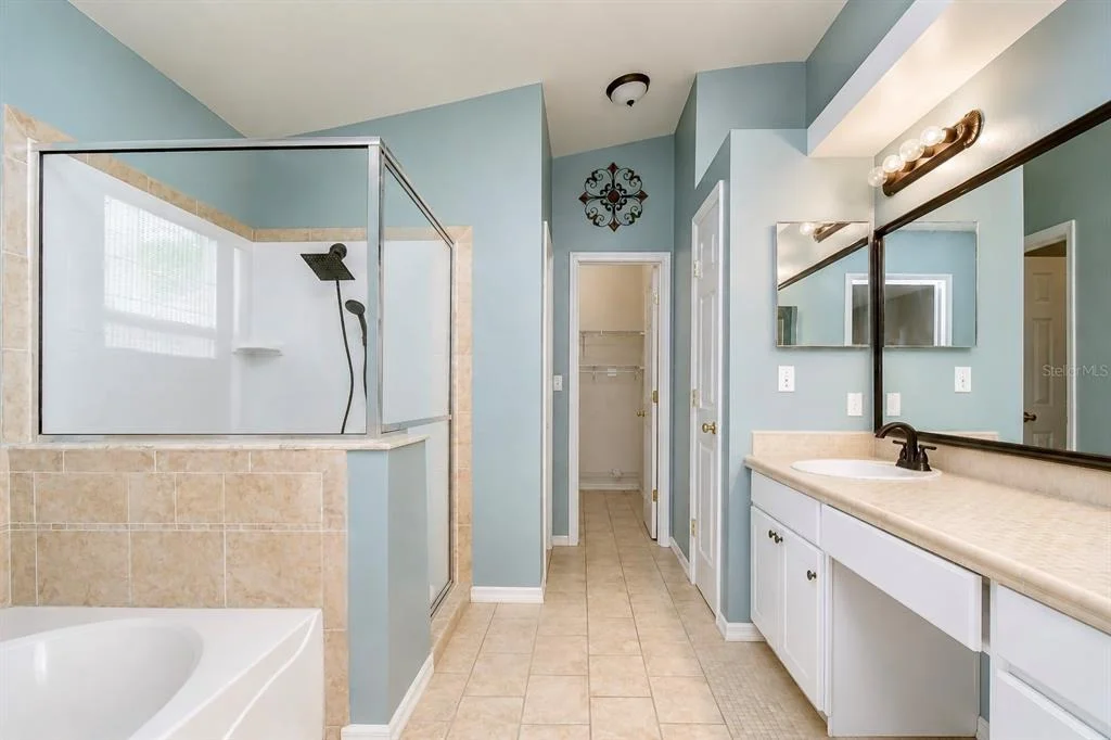Photo of 4822 PORTOBELLO CIRCLE