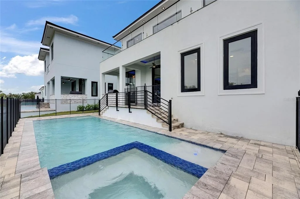 Photo of 6528 SIMONE SHORES CIRCLE