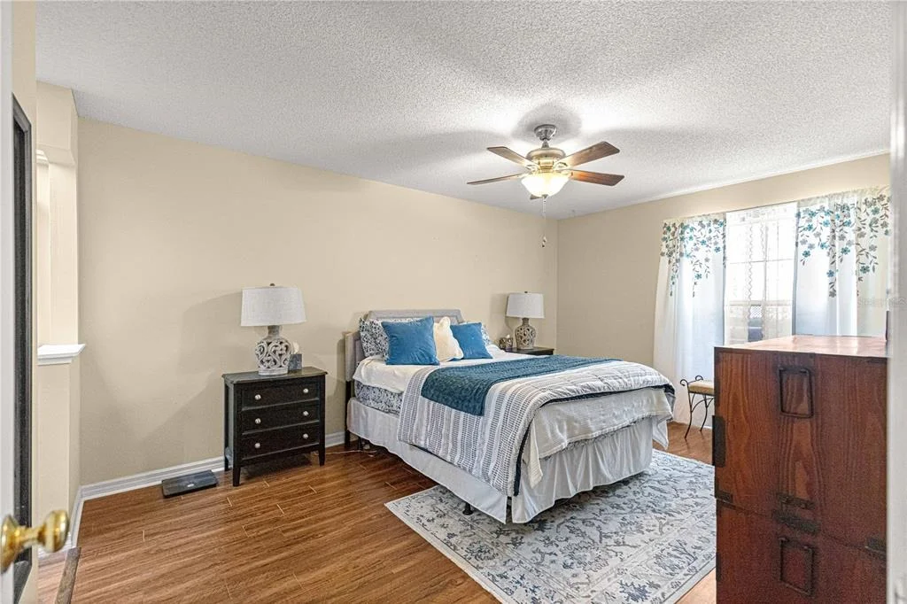 Photo of 2409 SE 18TH CIRCLE