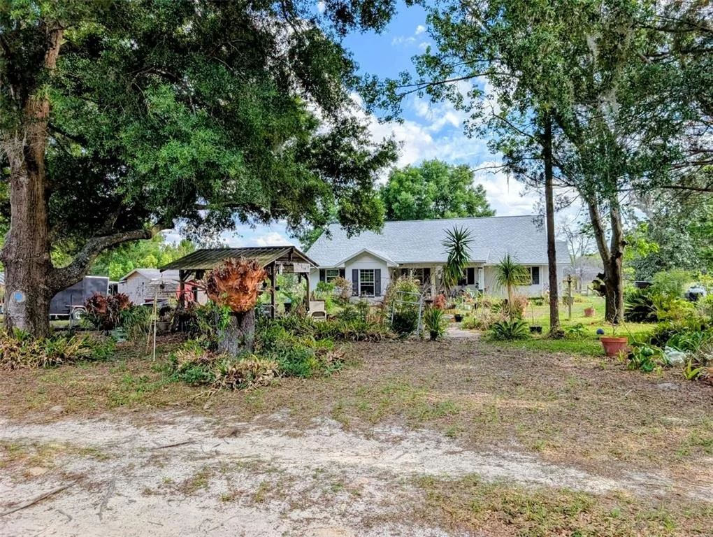 Photo of 35819 NOVA LANE