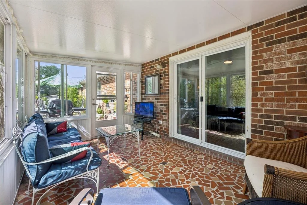 Photo of 1657 N NORMANDY BOULEVARD