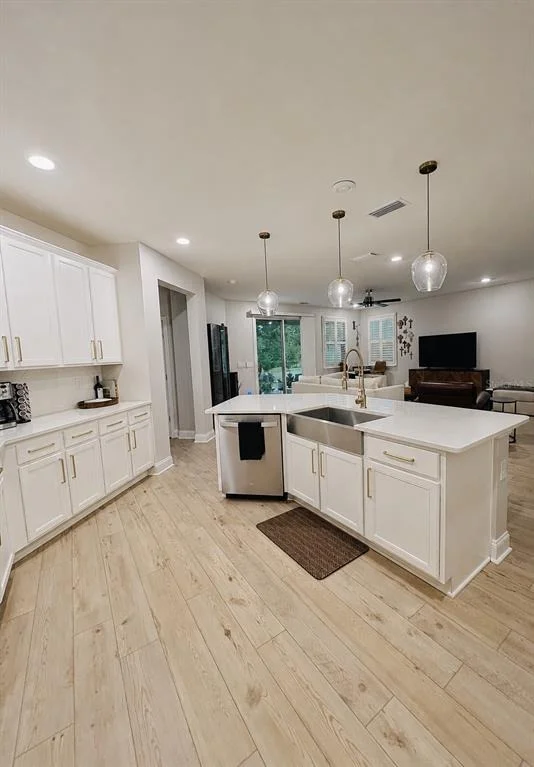 Photo of 14 SIGNET CIRCLE