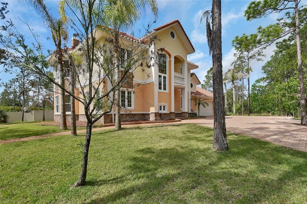 Photo of 443 JUNIPER LANE