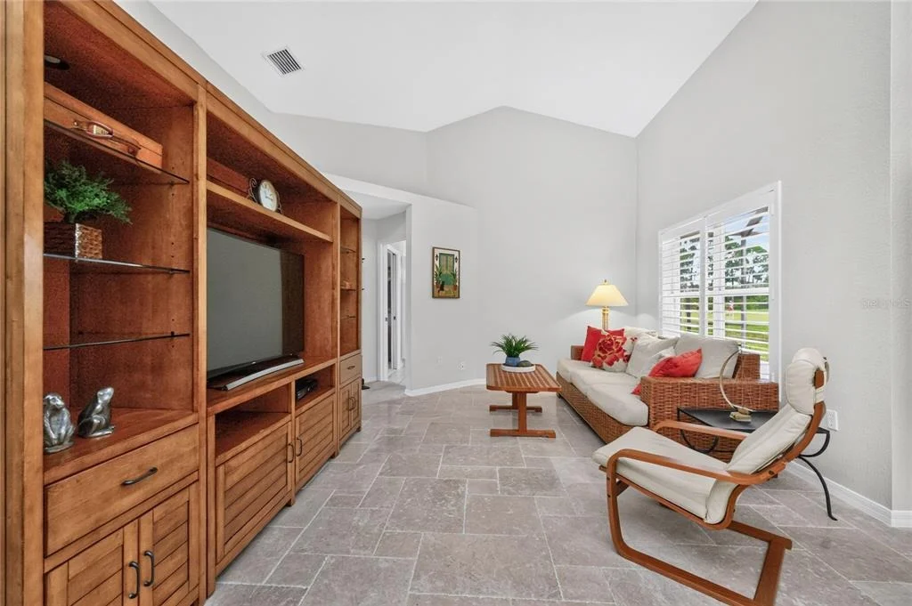 Photo of 6011 KEY LARGO CIRCLE