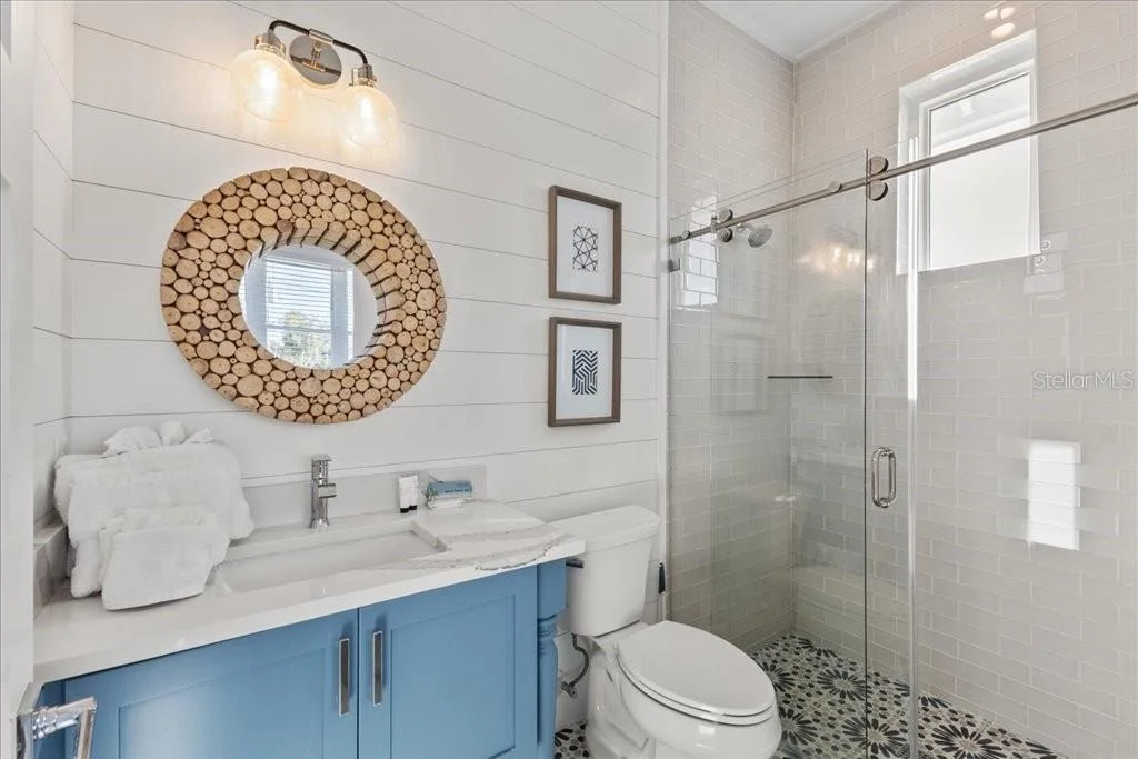 Photo of 239 S HARBOR DRIVE