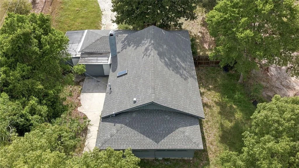 Photo of 2107 NE 8TH ROAD