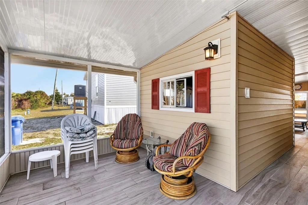 Photo of 320 LA COSTA