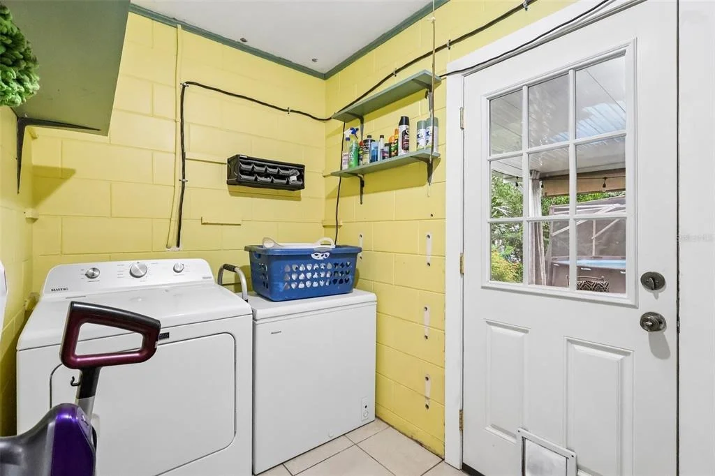 Photo of 37350 OAK LANE