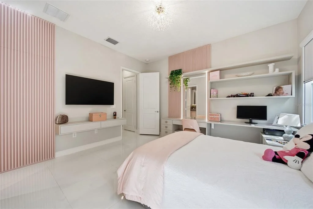 Photo of 2420 COCO PALM CIRCLE
